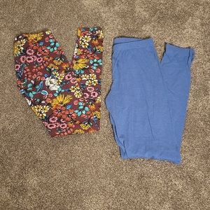 2 Pairs of Leggings